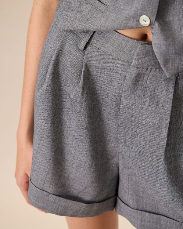 Blue High-Waisted Pleated Shorts - Image 10