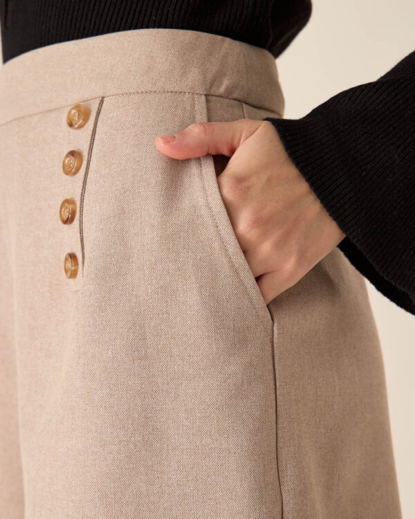 Khaki High-waisted Pocket Shorts - Image 4